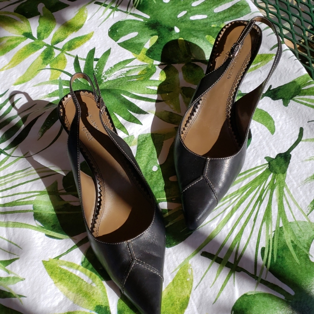 Iflex Bkack Sling Back Heels